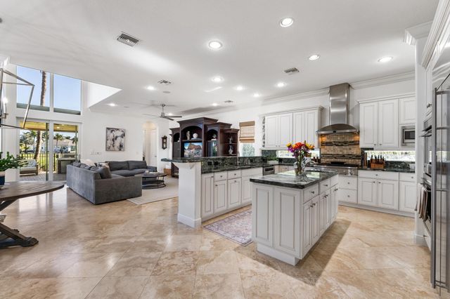 432 Savoie Drive, Palm Beach Gardens, FL 33410