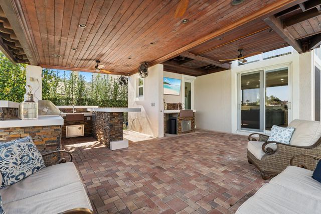 432 Savoie Drive, Palm Beach Gardens, FL 33410