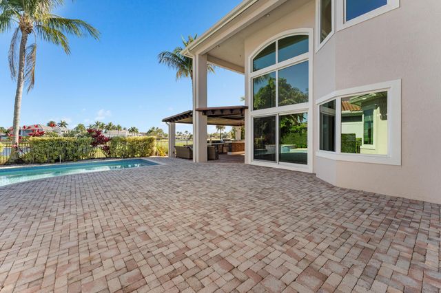 432 Savoie Drive, Palm Beach Gardens, FL 33410