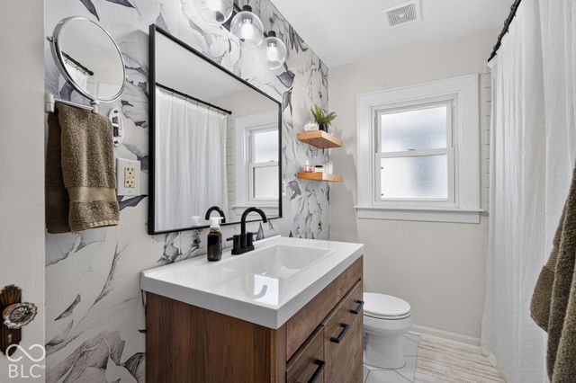 6105 Kingsley Drive, Indianapolis, IN 46220