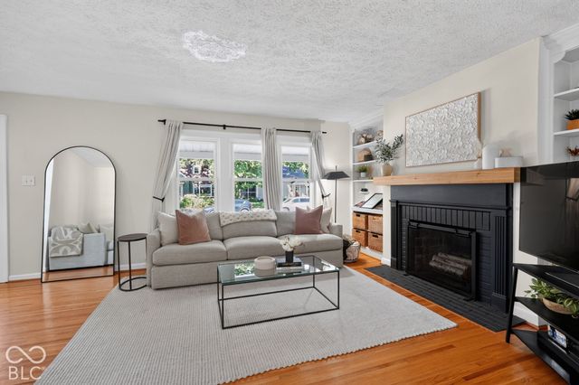 6105 Kingsley Drive, Indianapolis, IN 46220