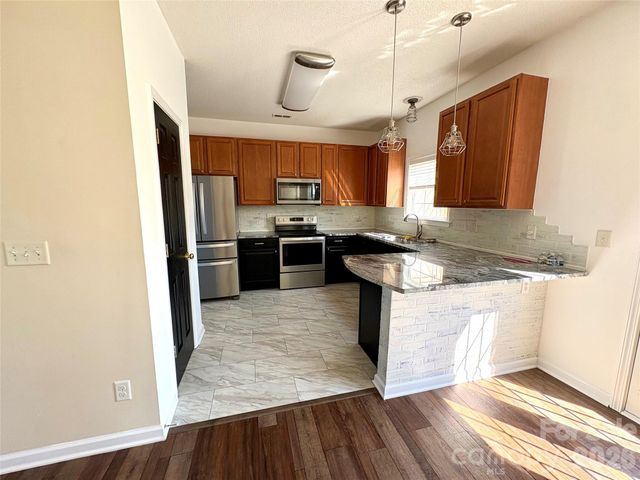 89 Woodfern Road, Fletcher, NC 28732
