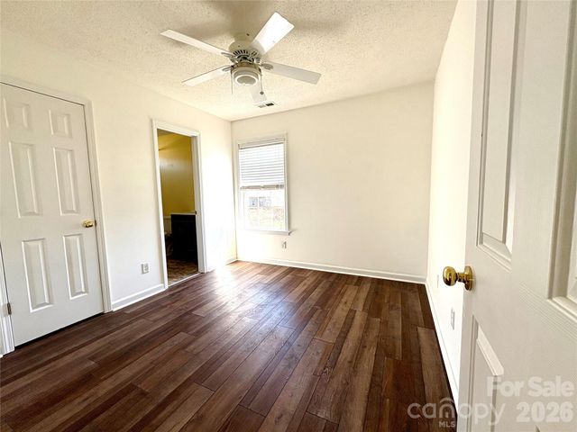 89 Woodfern Road, Fletcher, NC 28732