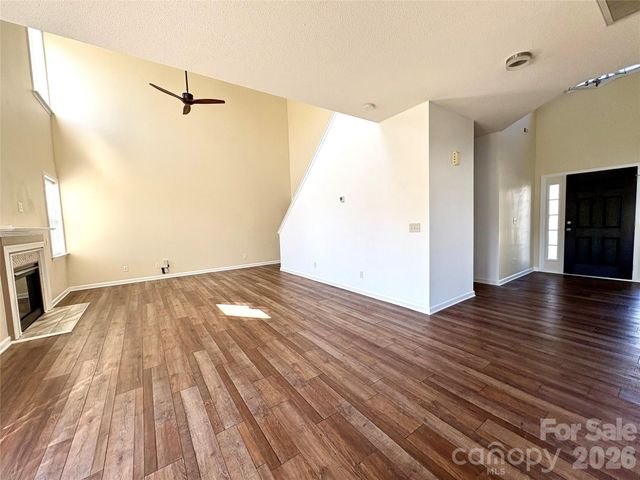 89 Woodfern Road, Fletcher, NC 28732