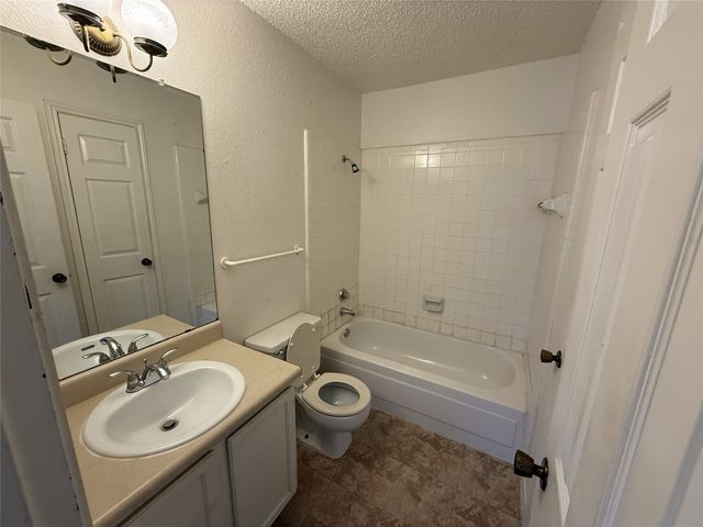 1636 Lemonwood Circle, Mesquite, TX 75149