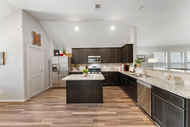 16110 Dockside Street, Crosby, TX 77532