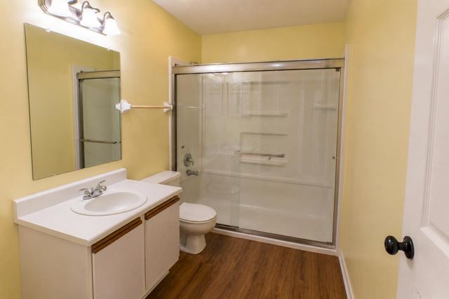 5392 Pickforde Drive, 5E, Columbus, OH 43235