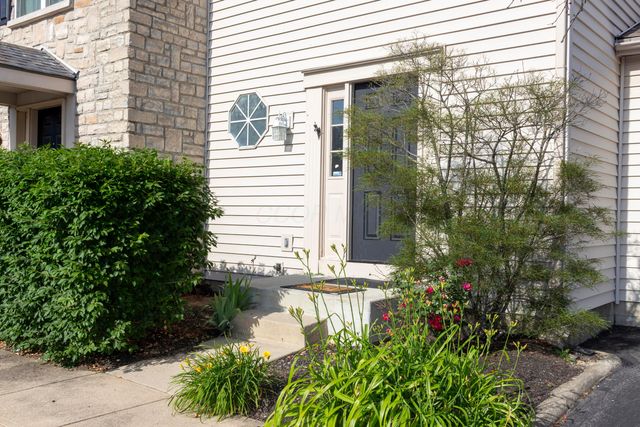 5392 Pickforde Drive, 5E, Columbus, OH 43235