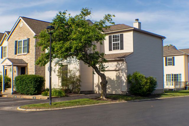 5392 Pickforde Drive, 5E, Columbus, OH 43235