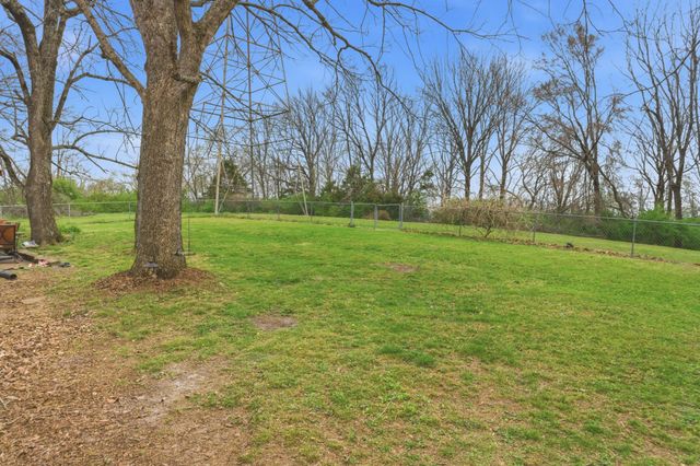 506 Woodshire Dr, Goodlettsville, TN 37072