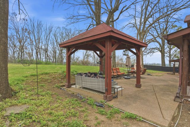 506 Woodshire Dr, Goodlettsville, TN 37072