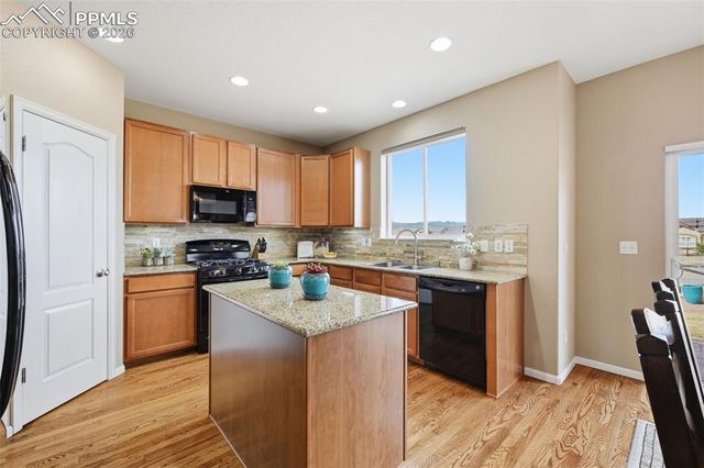 6612 Big Leaf Lane, Colorado Springs, CO 80927