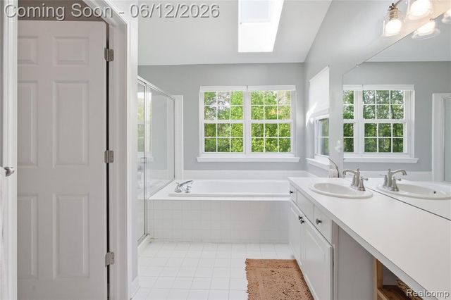 2982 Waldon Park Drive, Orion Twp, MI 48359