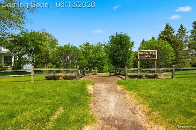 2982 Waldon Park Drive, Orion Twp, MI 48359