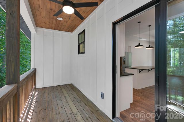 146 Cliff Road, Penrose, NC 28766