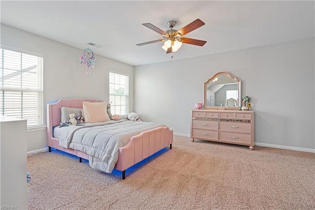 1605 Banff CT, Chesapeake, VA 23320
