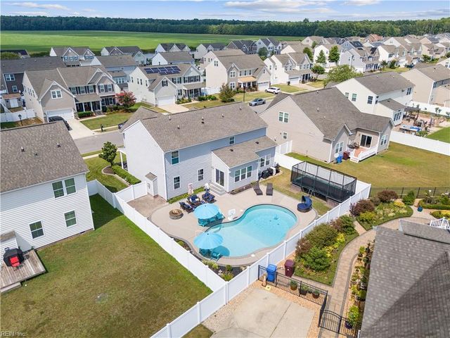 1605 Banff CT, Chesapeake, VA 23320