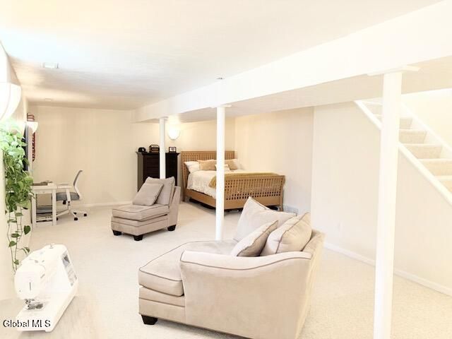 1 Tracey Court, Troy, NY 12180