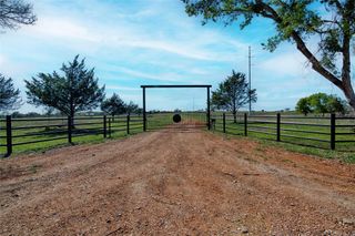 0 Mulberry Creek RD, Flatonia, TX 78941