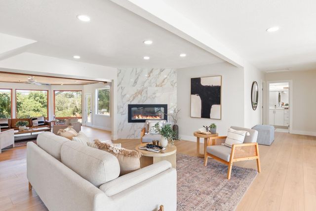 2495 Meadow Creek Rd, Lincoln, CA 95648