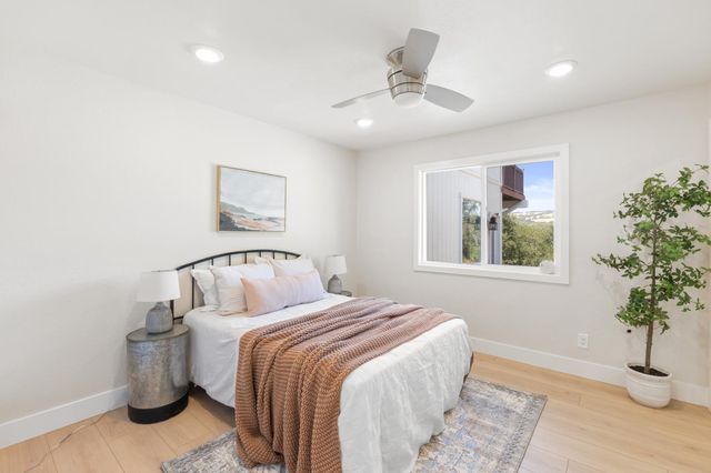 2495 Meadow Creek Rd, Lincoln, CA 95648