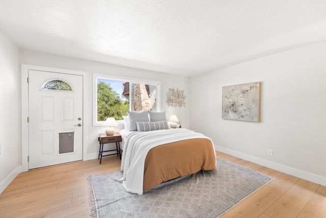 2495 Meadow Creek Rd, Lincoln, CA 95648