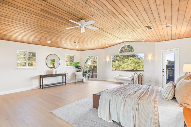 2495 Meadow Creek Rd, Lincoln, CA 95648