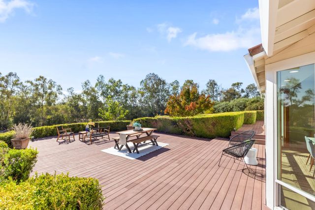 2495 Meadow Creek Rd, Lincoln, CA 95648