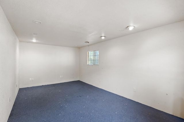 2495 Meadow Creek Rd, Lincoln, CA 95648