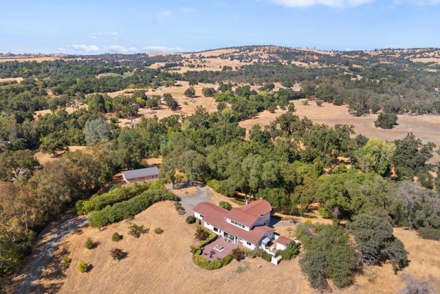 2495 Meadow Creek Rd, Lincoln, CA 95648