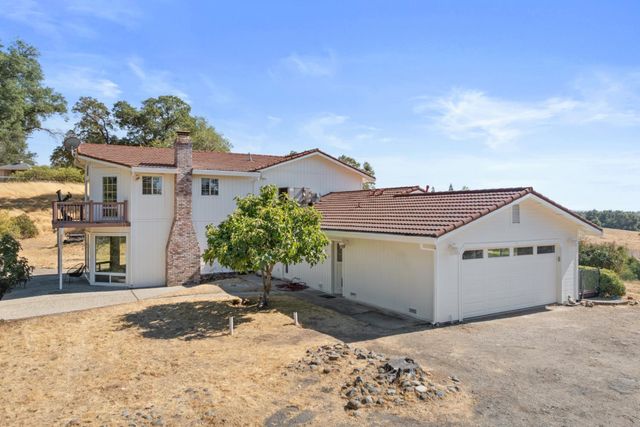 2495 Meadow Creek Rd, Lincoln, CA 95648