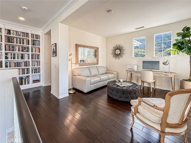 3503 Lang Ranch Parkway, Thousand Oaks, CA 91362