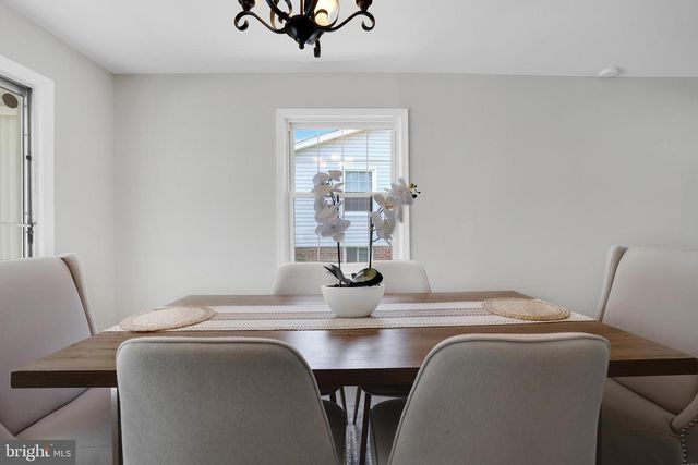 833 LOXFORD TER, Silver Spring, MD 20901