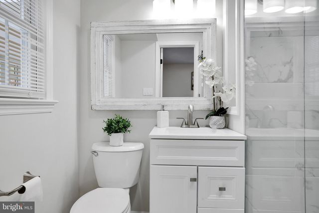 833 LOXFORD TER, Silver Spring, MD 20901