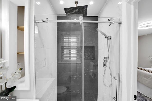 833 LOXFORD TER, Silver Spring, MD 20901