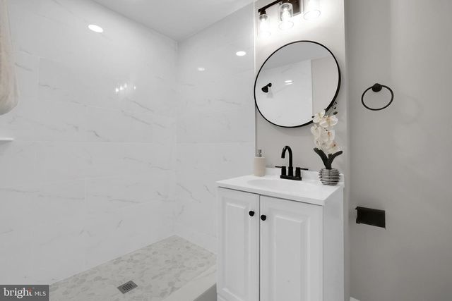 833 LOXFORD TER, Silver Spring, MD 20901