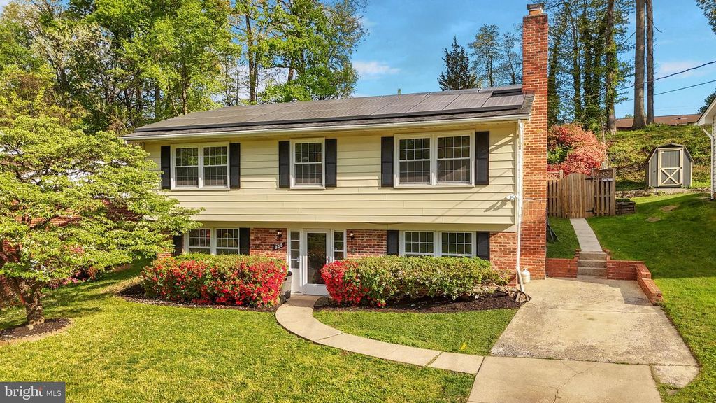 833 LOXFORD TER, Silver Spring, MD 20901