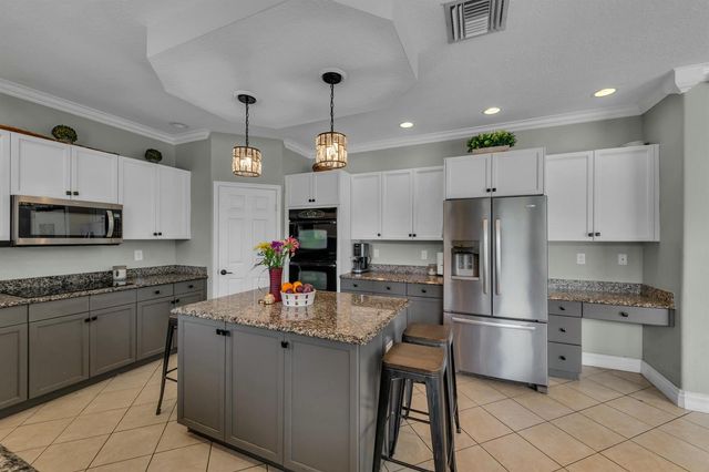 9895 Shepard Place, Wellington, FL 33414