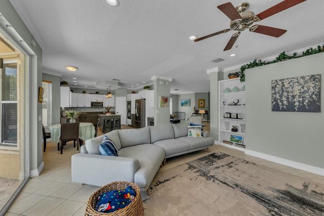 9895 Shepard Place, Wellington, FL 33414