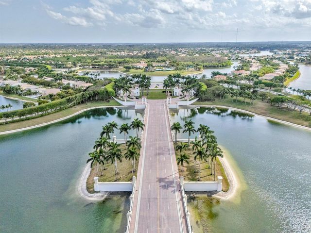 9895 Shepard Place, Wellington, FL 33414