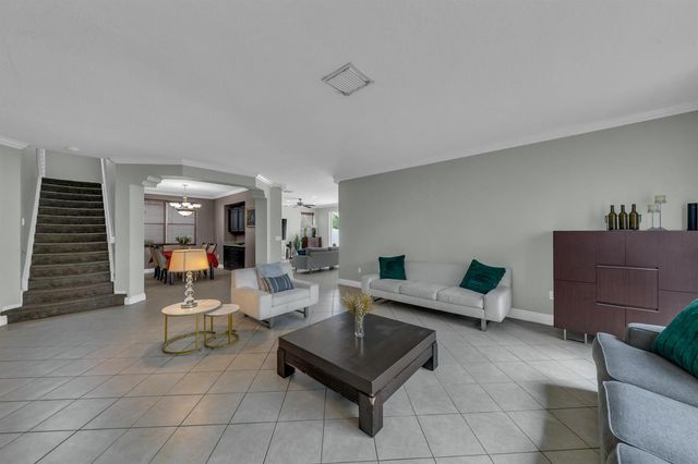 9895 Shepard Place, Wellington, FL 33414