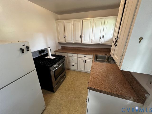 2123 Colston St, Petersburg, VA 23805