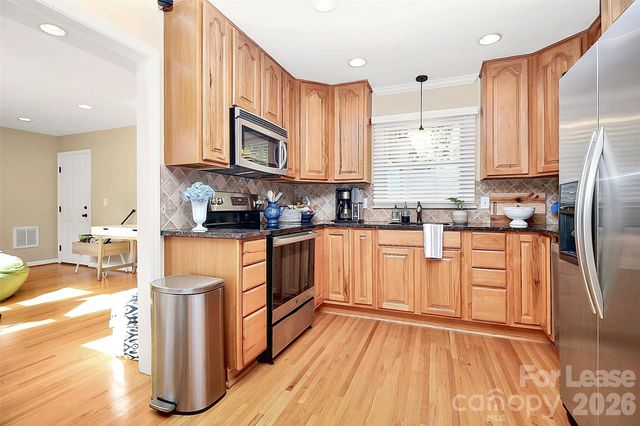 132 Vernon Drive, Davidson, NC 28036