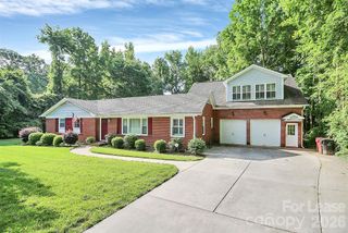 132 Vernon Drive, Davidson, NC 28036