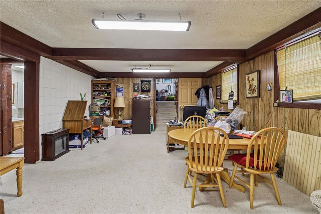 4305 NE Arthur Avenue, Des Moines, IA 50317