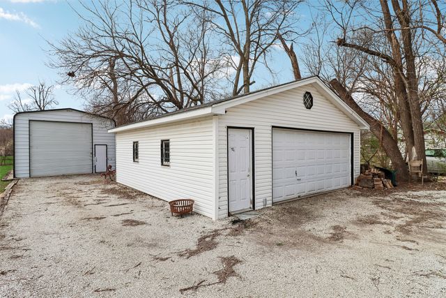 4305 NE Arthur Avenue, Des Moines, IA 50317