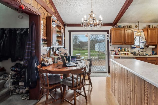 4305 NE Arthur Avenue, Des Moines, IA 50317