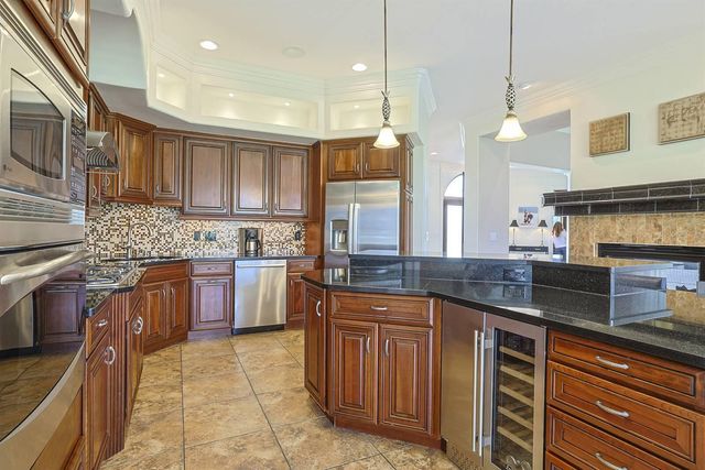 10866 Pleasant Colony Drive, Union, KY 41091