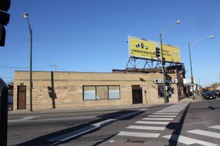 4937 W Foster Avenue, Chicago, IL 60630
