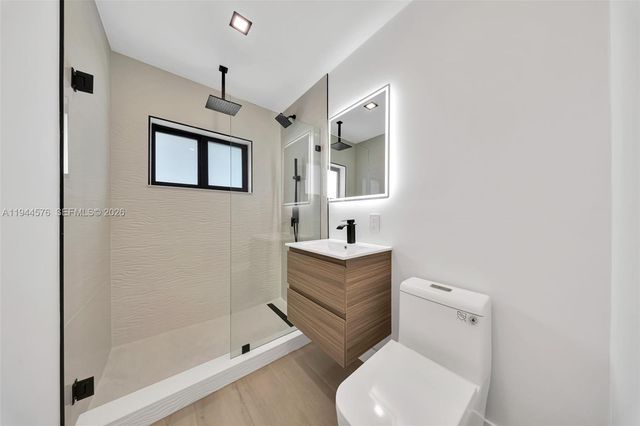 12860 NE 10th Ave, North Miami, FL 33161